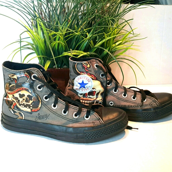 Converse All Start Chuck Taylor Skull Size 5